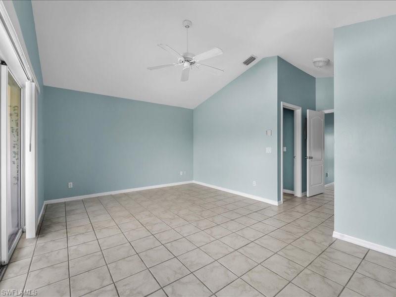 28 Cosmopolitan Dr 15 Property Photo 41