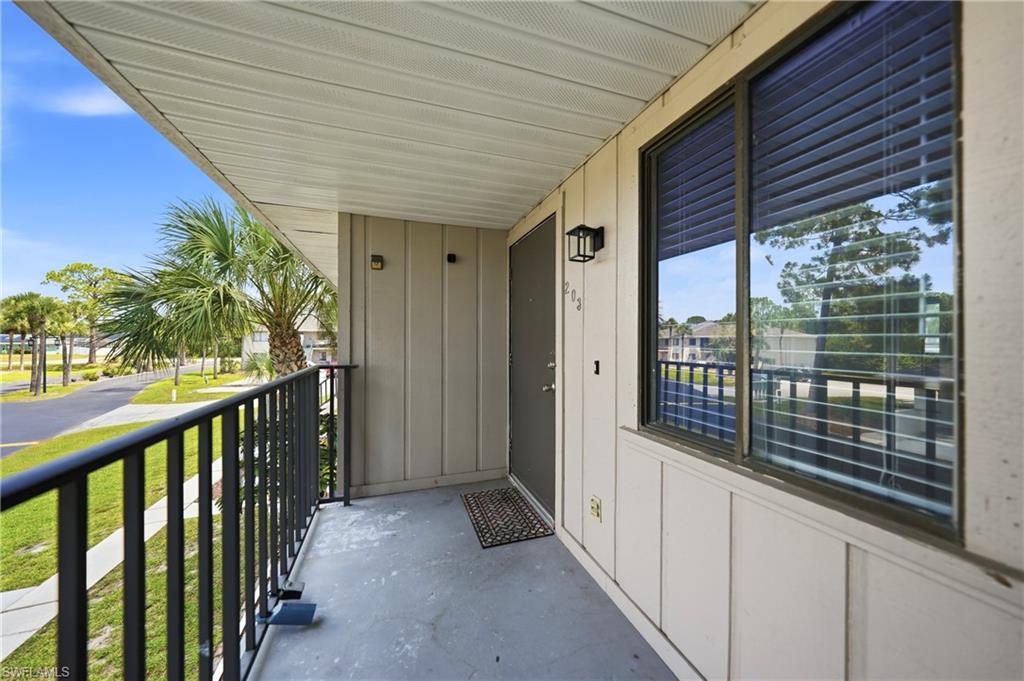 22523 Westchester Blvd 203e Property Photo 8