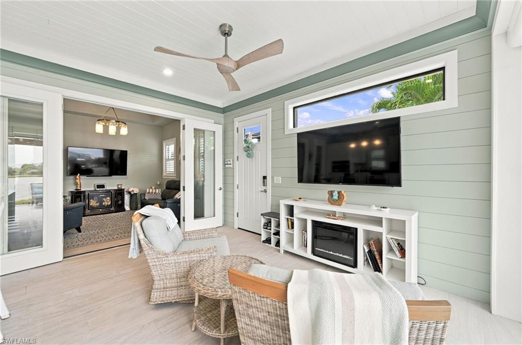 13317 Golden Palms Cir Property Photo 6