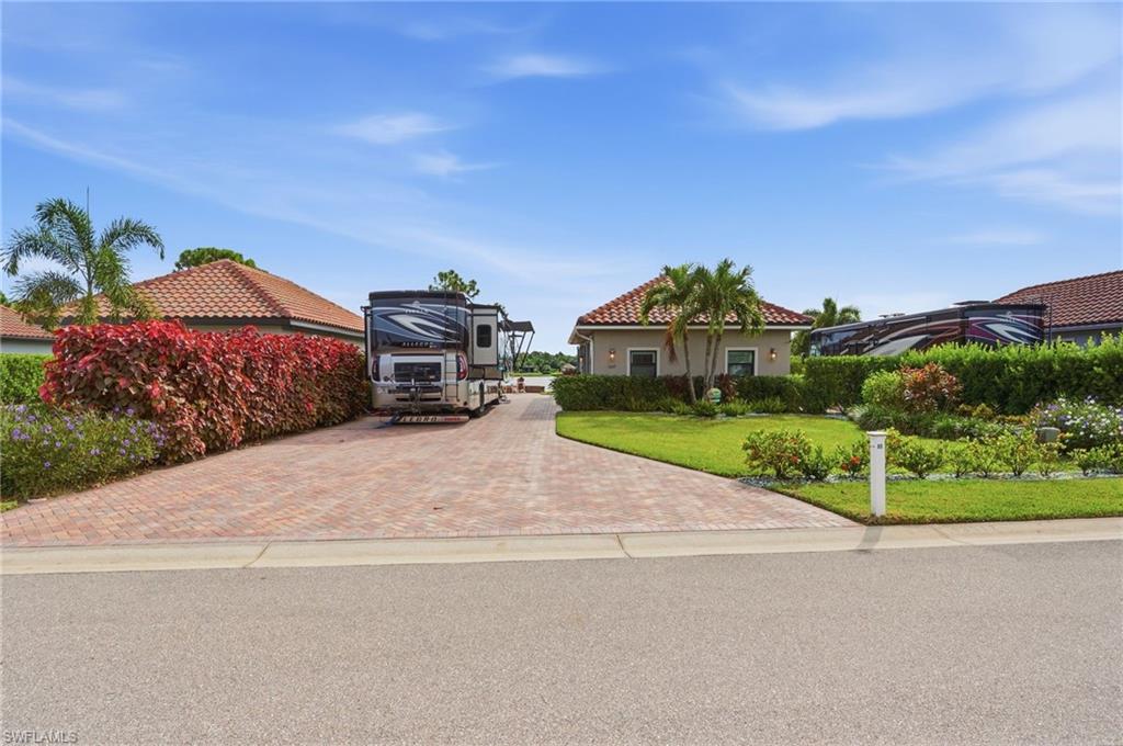 13317 Golden Palms Cir Property Photo 24