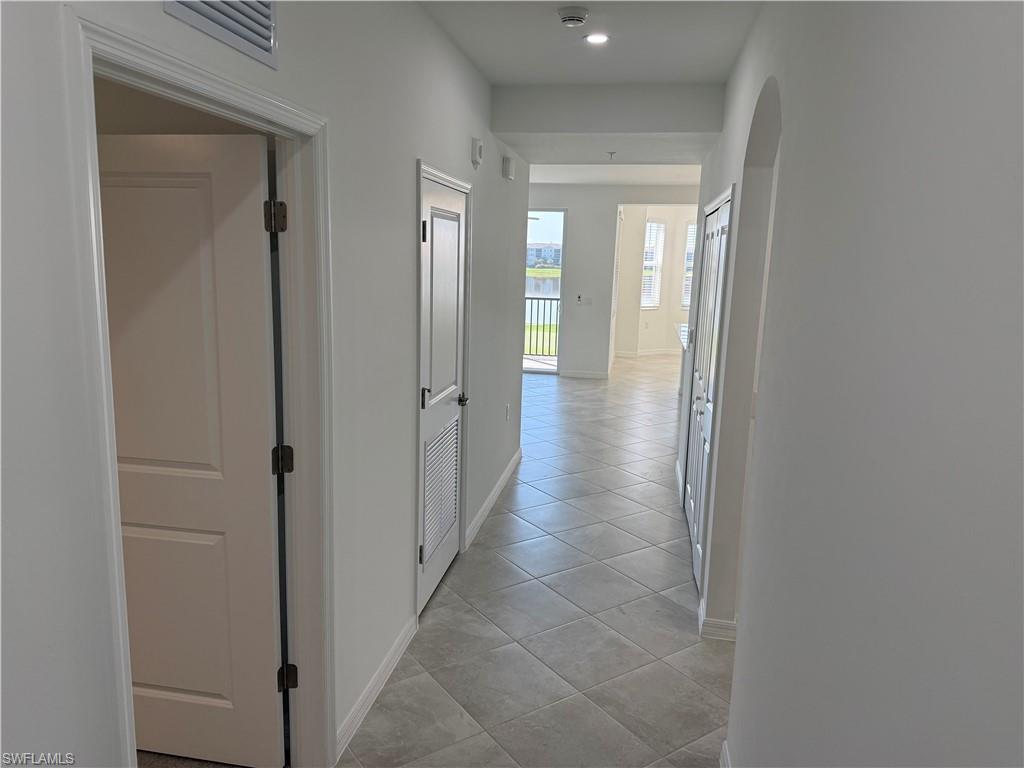 5491 Double Eagle Cir 3732 Property Photo 2