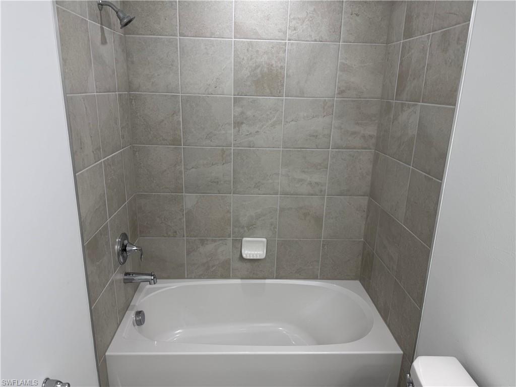 5491 Double Eagle Cir 3732 Property Photo 17