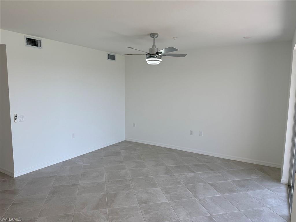5491 Double Eagle Cir 3732 Property Photo 27