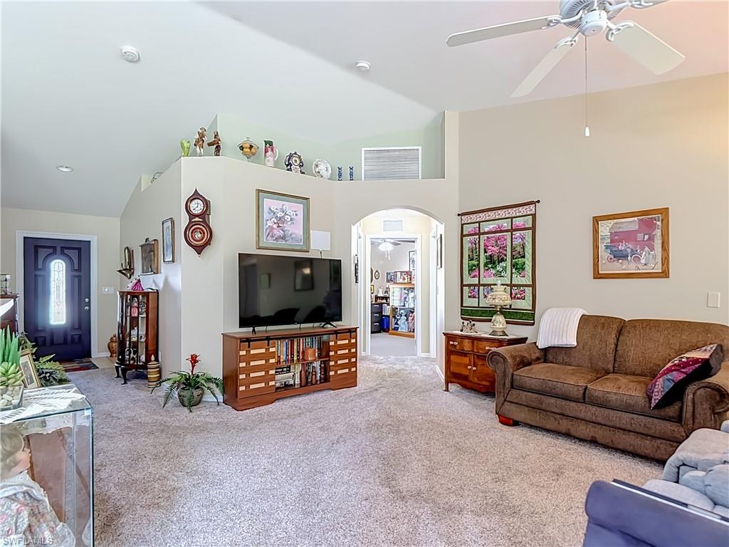 2610 53rd St W Property Photo 6