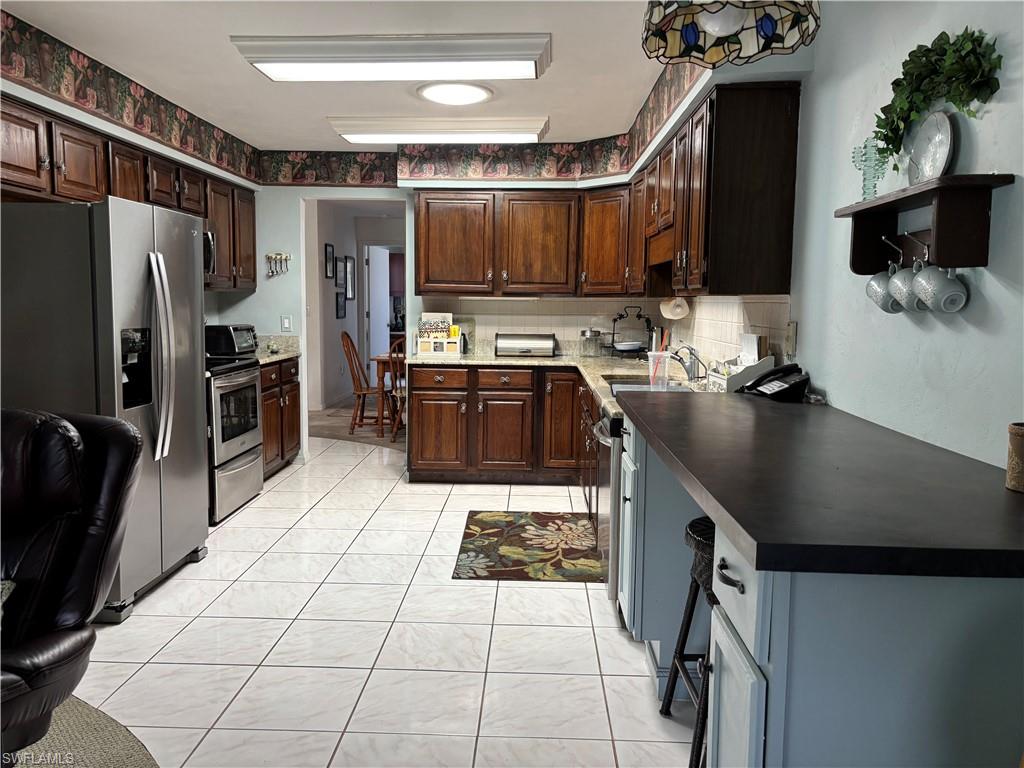 5858 Wild Fig Ln Property Photo 4
