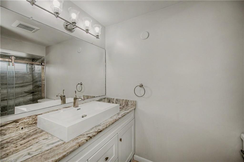 9782 Deerfoot Dr Property Photo 18