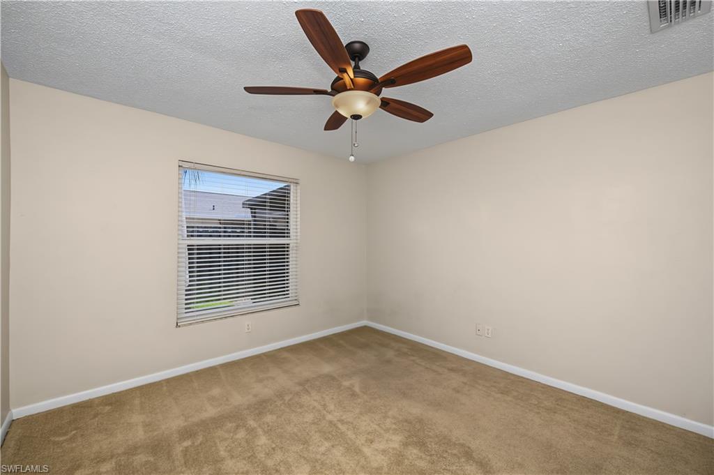9782 Deerfoot Dr Property Photo 24