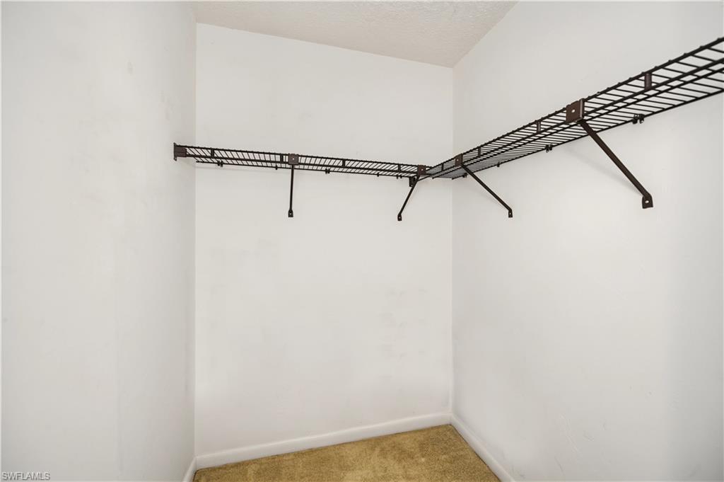 9782 Deerfoot Dr Property Photo 26