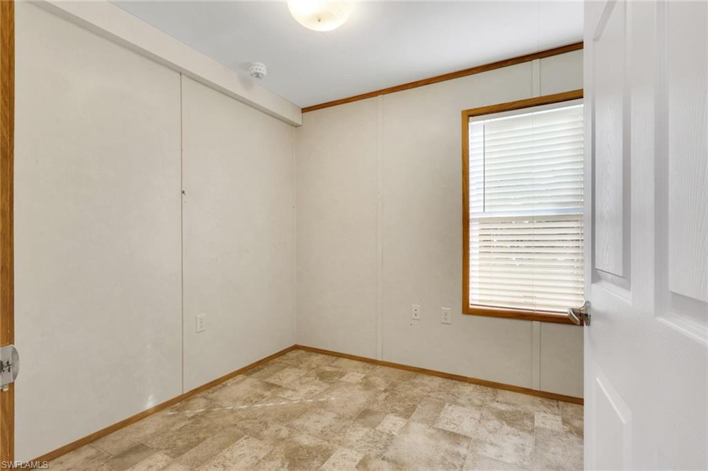 8111 Breeze Dr Property Photo 17