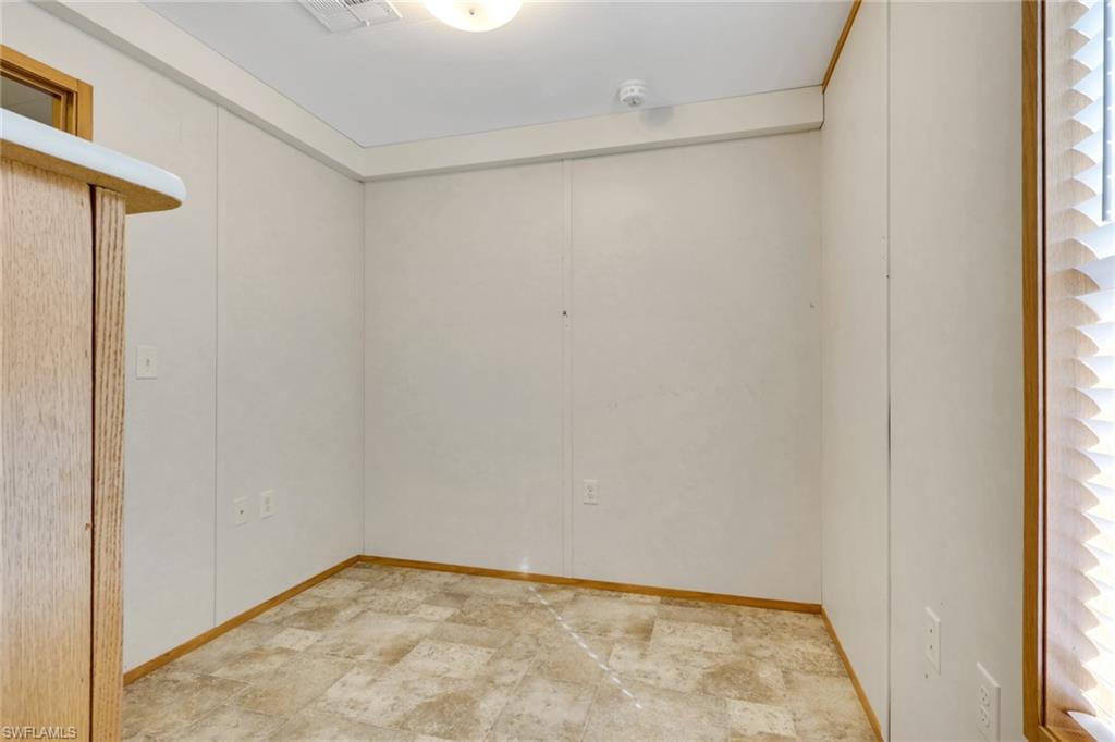 8111 Breeze Dr Property Photo 18