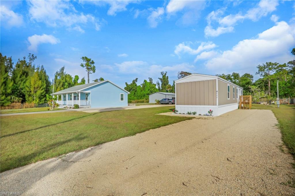 8111 Breeze Dr Property Photo 21