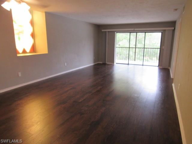 10022 Oxfordshire Ln 201 Property Photo 4