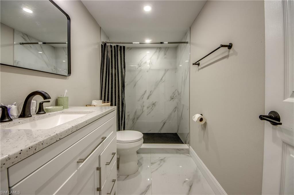 2544 1st St 107 Property Photo 13