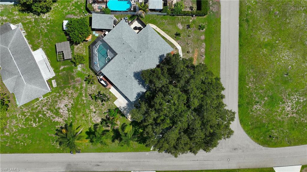1701 Ridgecrest St Property Photo 4