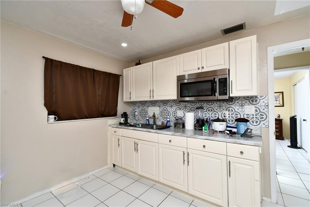 1701 Ridgecrest St Property Photo 15