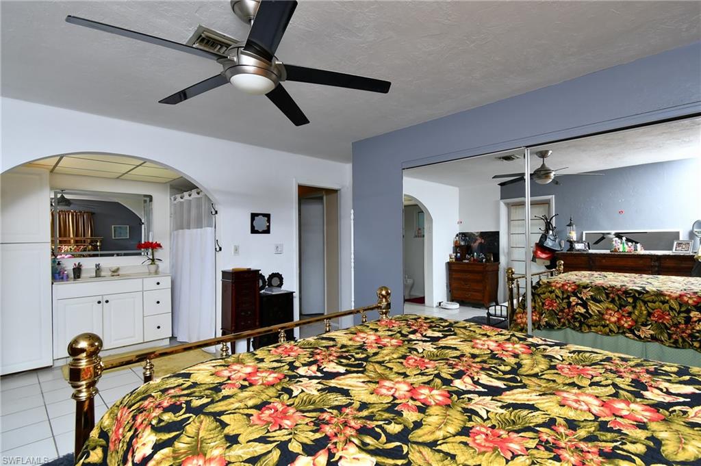 1701 Ridgecrest St Property Photo 20