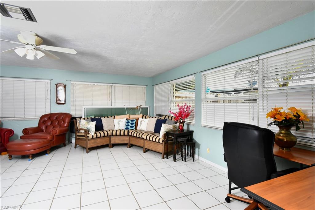 1701 Ridgecrest St Property Photo 22
