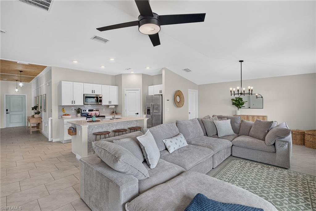 4085 San Clemente Ct Property Photo 1