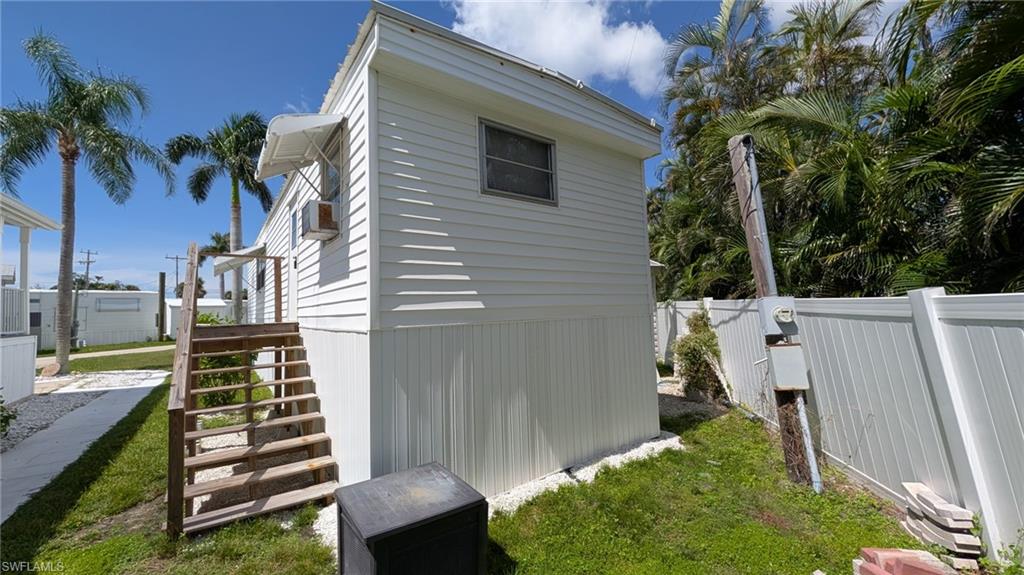 16970 Fishermans Cv Property Photo 24