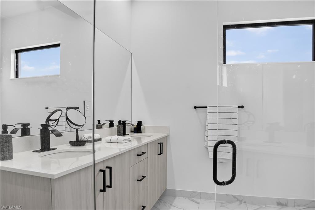 4978 Jovanne St Property Photo 24