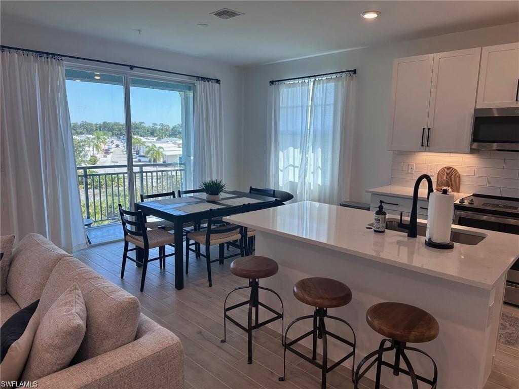 26430 Coco Cay Cir 203 Property Photo 6