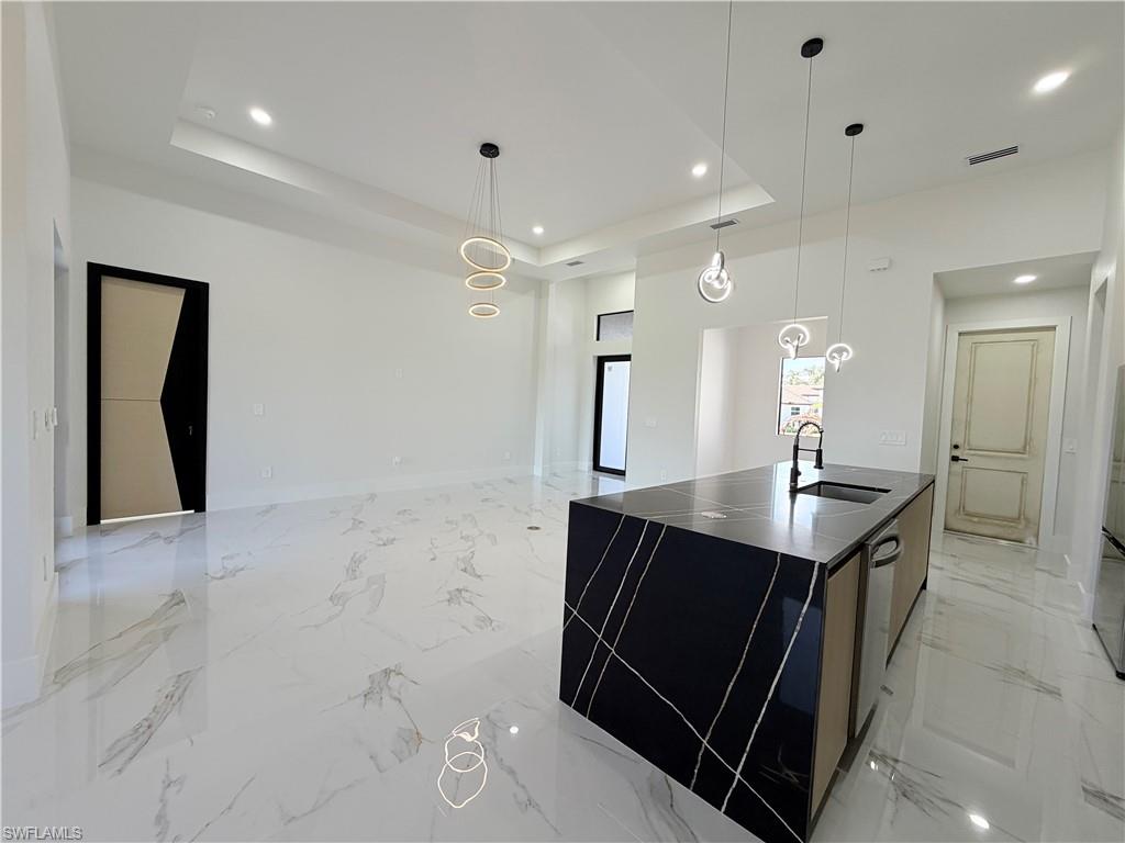 13490 Los Angeles Ave Property Photo 10