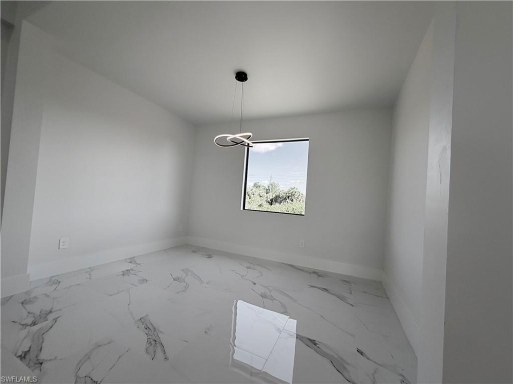 13490 Los Angeles Ave Property Photo 17