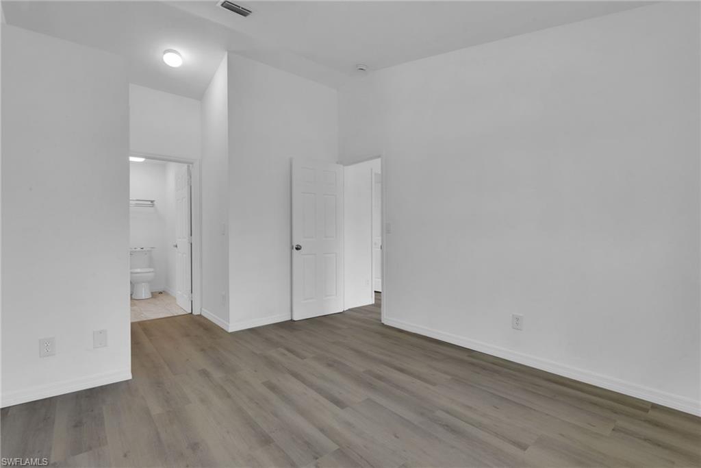 128 Harold Ave S Property Photo 13
