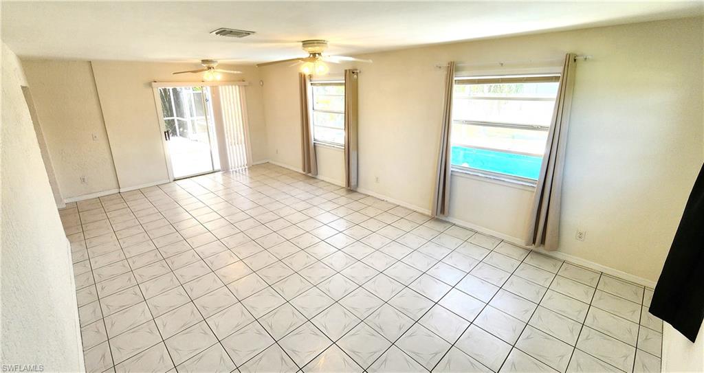 2243 Sw 27th St Property Photo 11