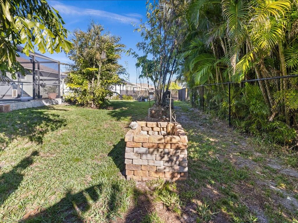 1209 Nw 25th Pl Property Photo 32