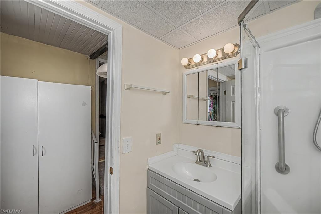 284 Blue Spring Ter Property Photo 14
