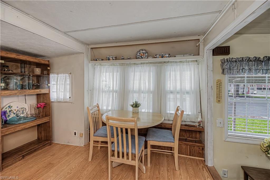 284 Blue Spring Ter Property Photo 16
