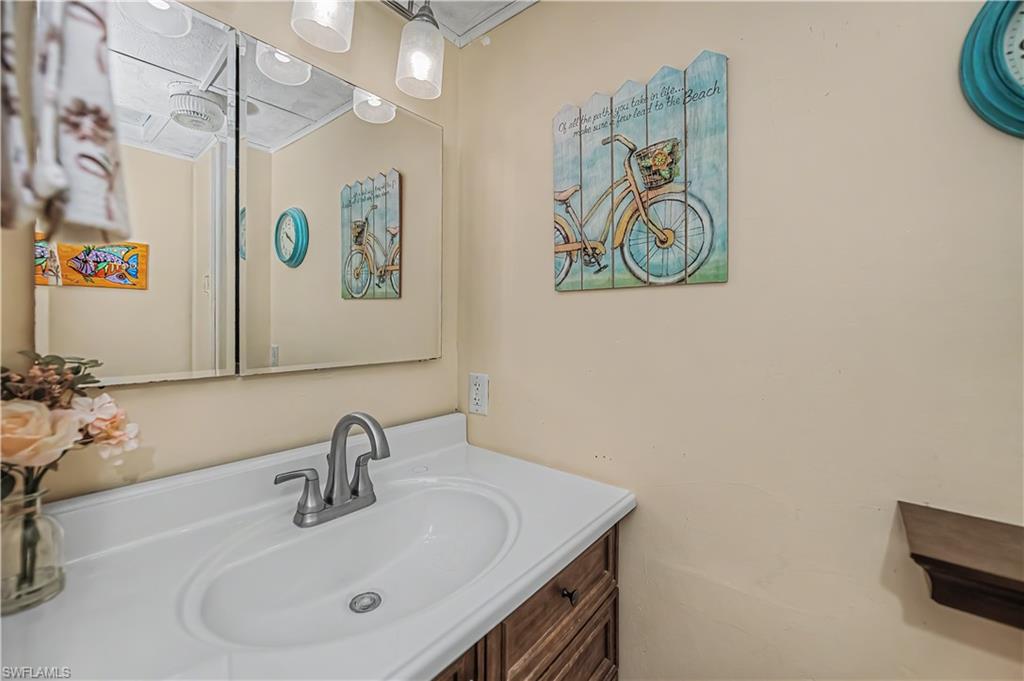 284 Blue Spring Ter Property Photo 25