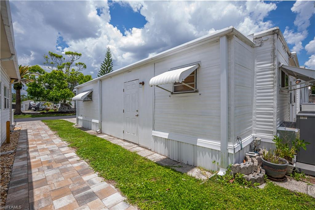284 Blue Spring Ter Property Photo 30