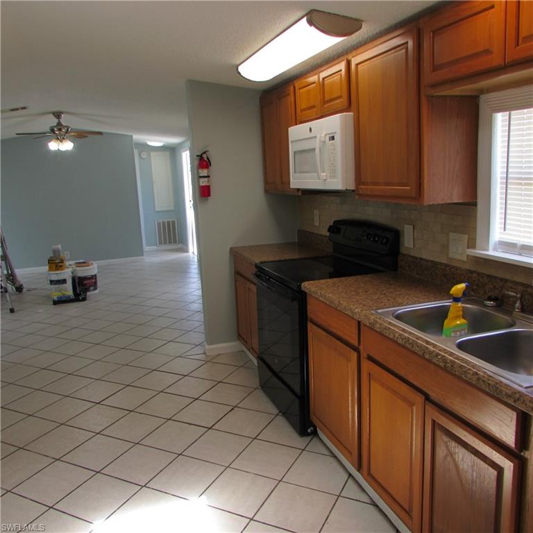 10419 Trotwood Ave Property Photo 8