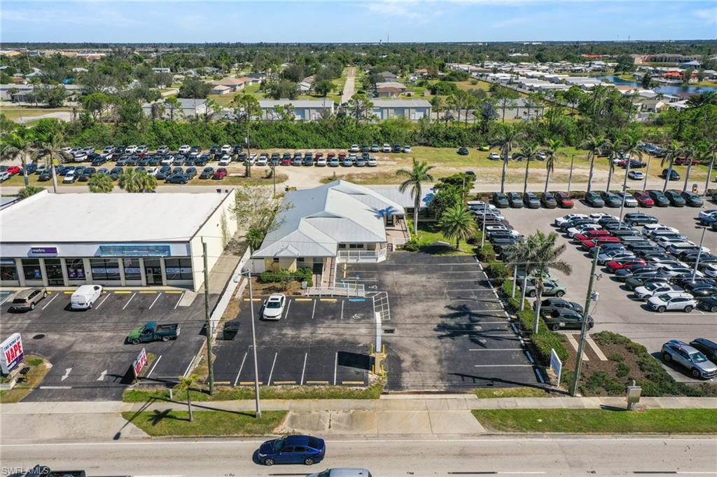 1900 Tamiami Trl C Property Photo 1