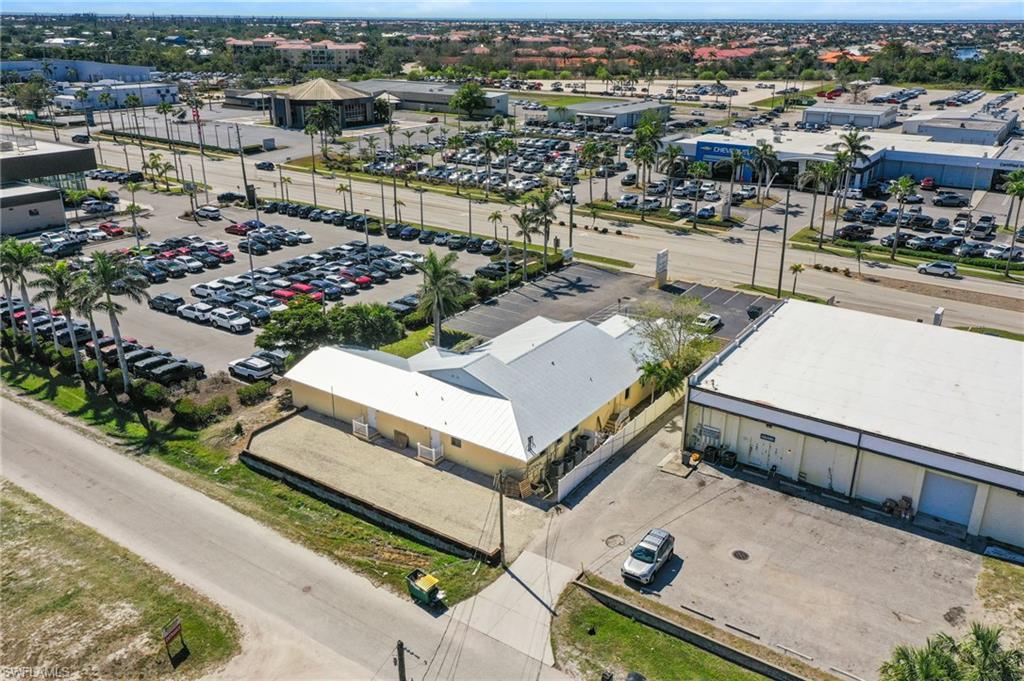 1900 Tamiami Trl C Property Photo 32