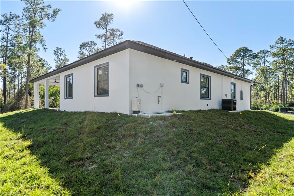 1112 Calvin Ave Property Photo 4