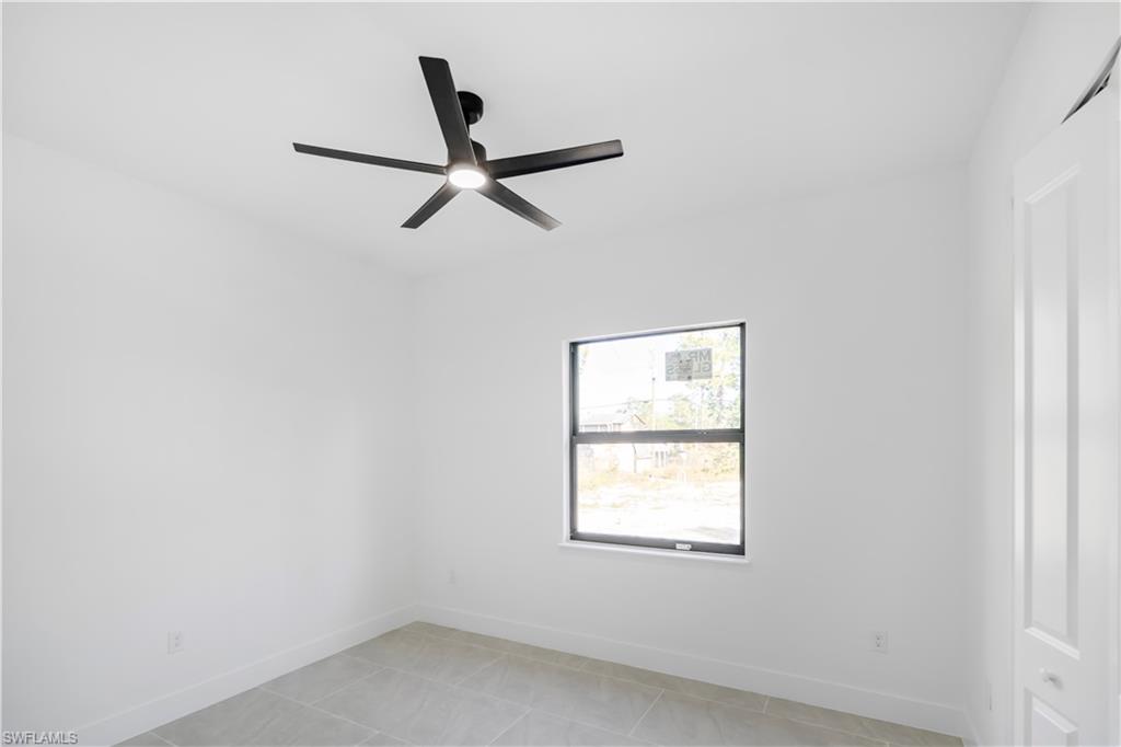 1112 Calvin Ave Property Photo 26