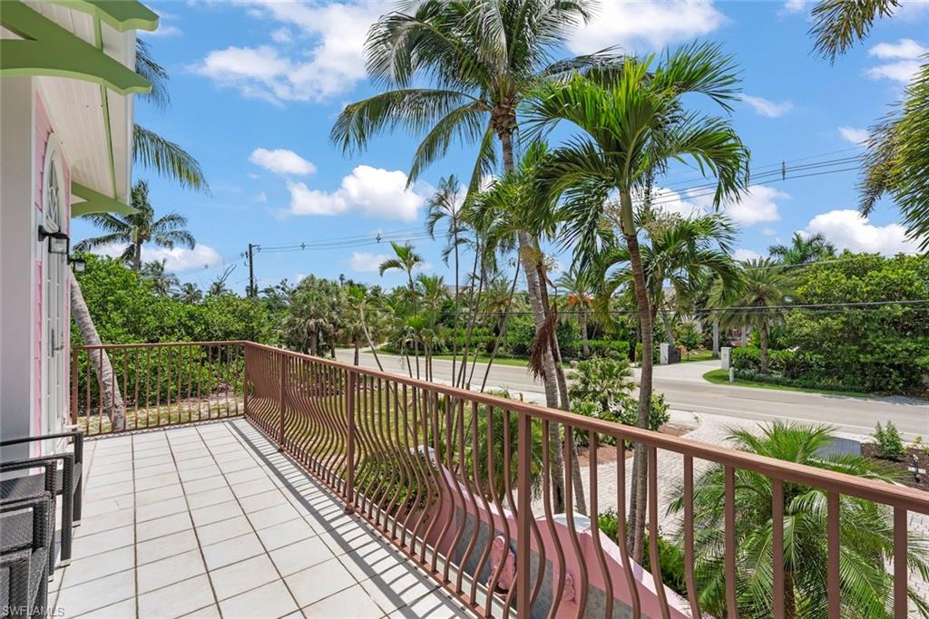 16785 Captiva Dr Property Photo 32