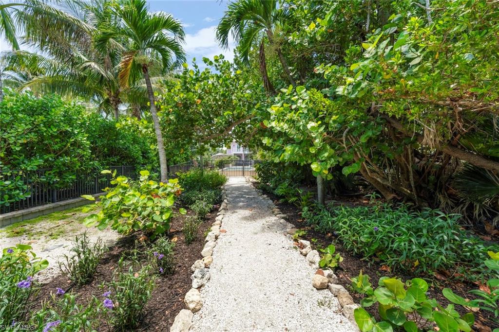16785 Captiva Dr Property Photo 39