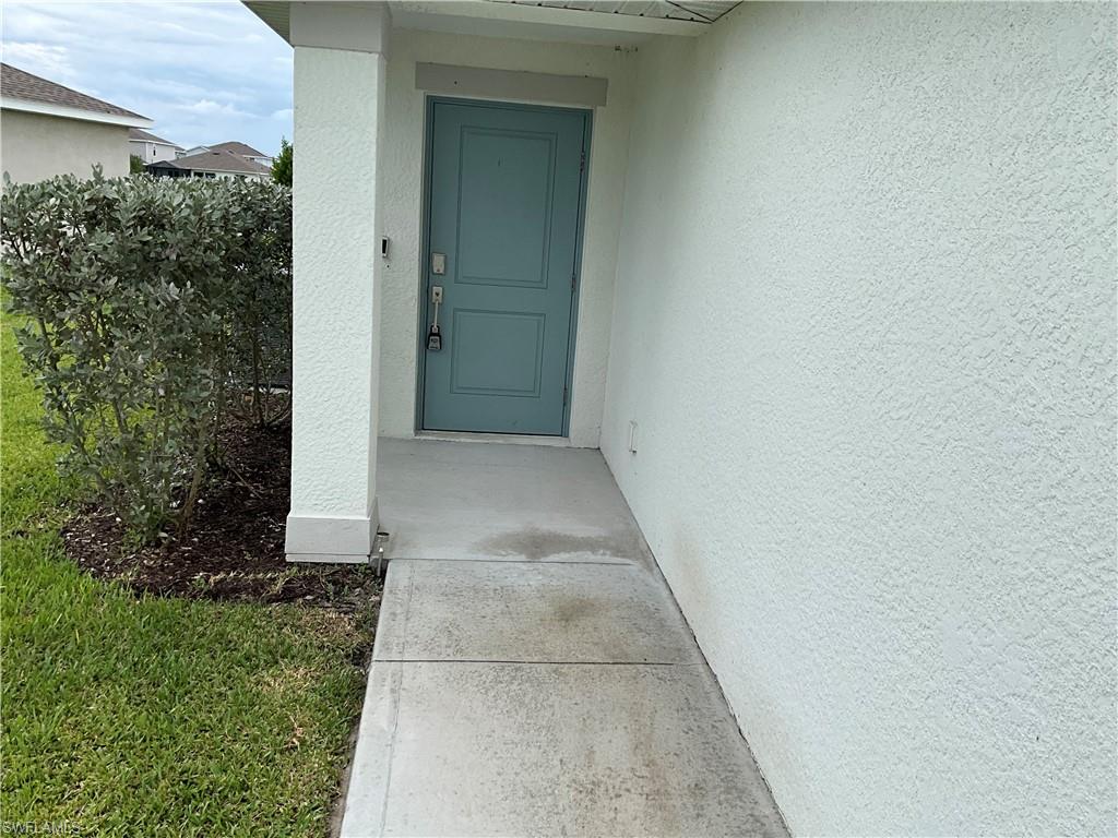 12245 Savanna Lakes Blvd Property Photo 2
