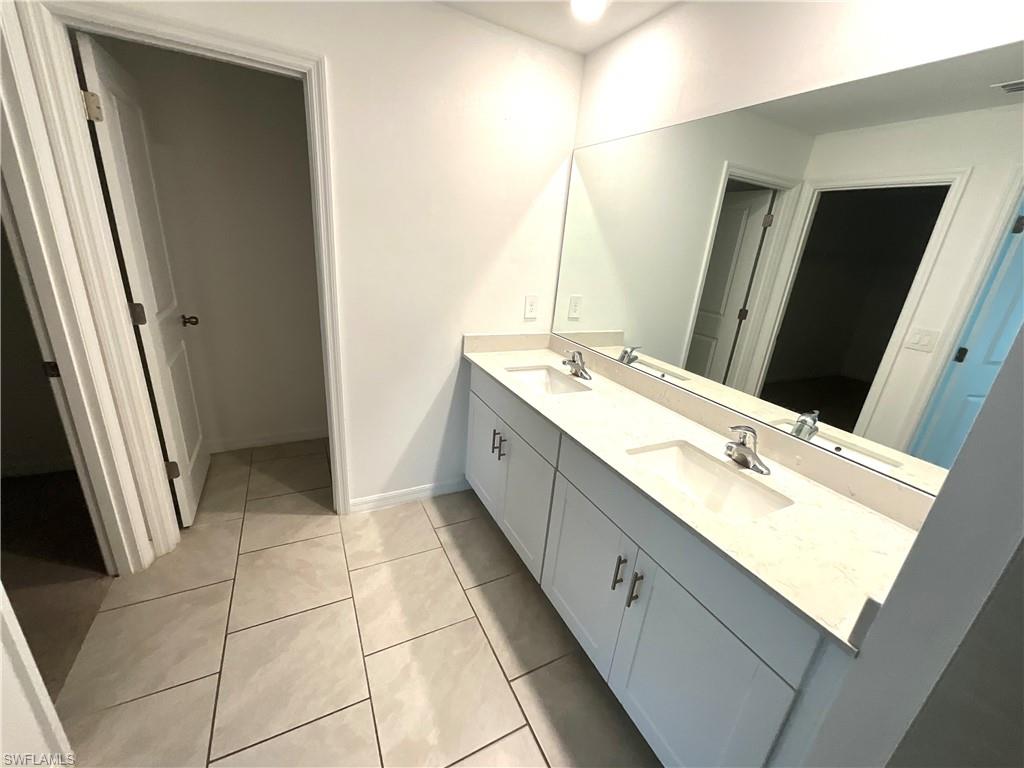 12245 Savanna Lakes Blvd Property Photo 6