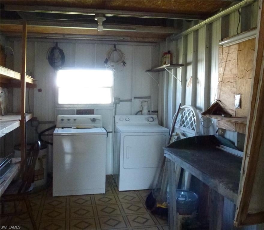 2820 Breezewood Dr Property Photo 24