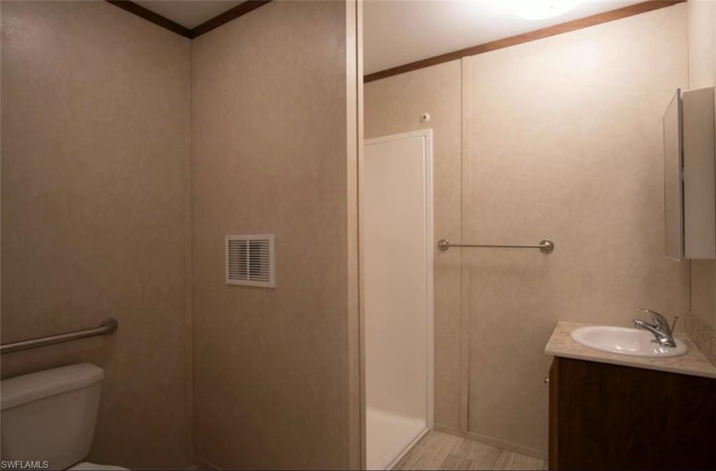 7905 Bogart Dr Property Photo 6