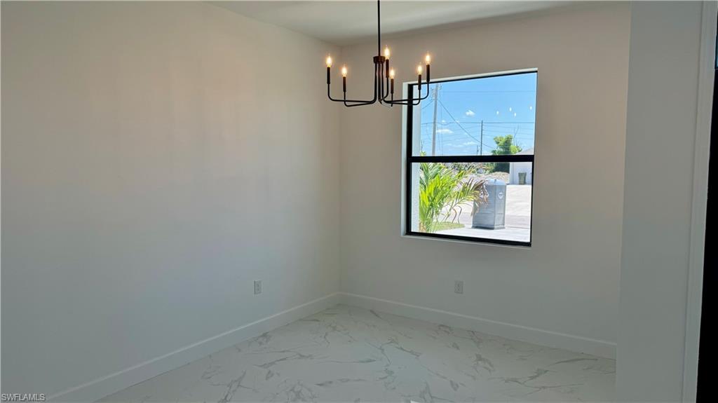 1208 Nw 25th Pl Property Photo 5