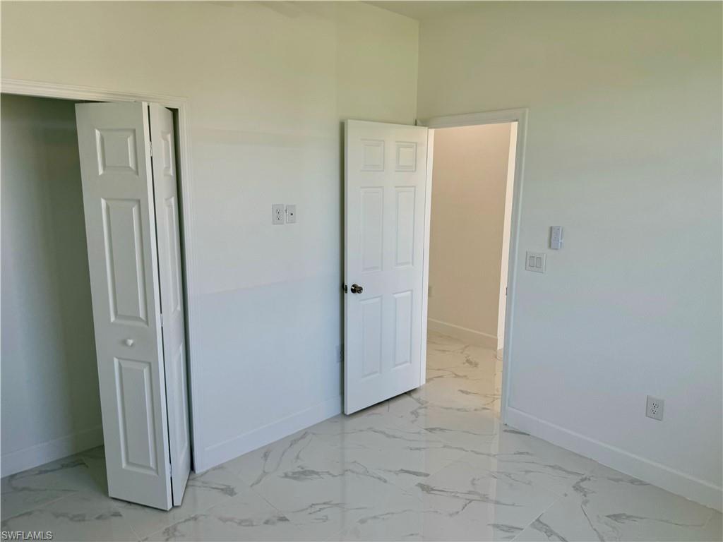1208 Nw 25th Pl Property Photo 28