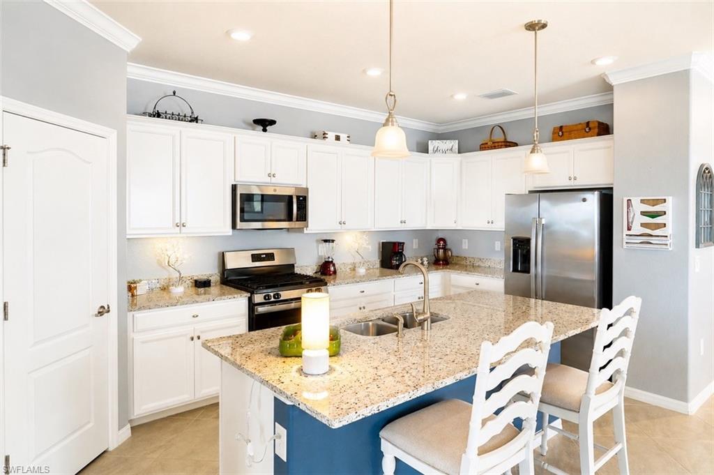 17501 Corkwood Bend Trl Property Photo 3