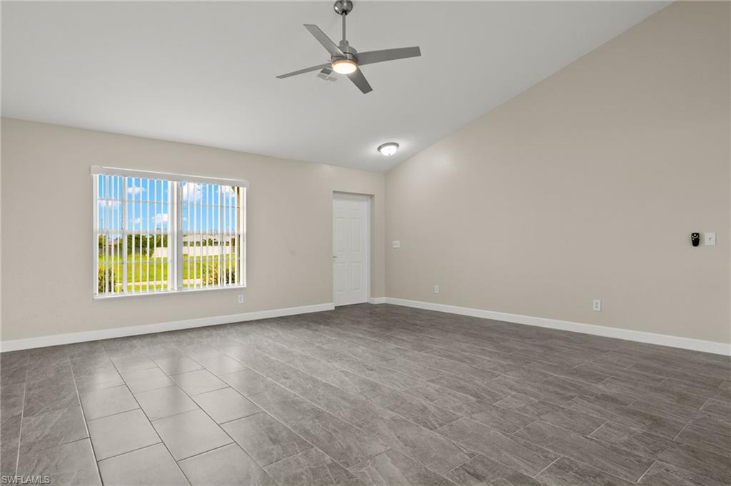 3919 Sw 14th Ave Property Photo 4