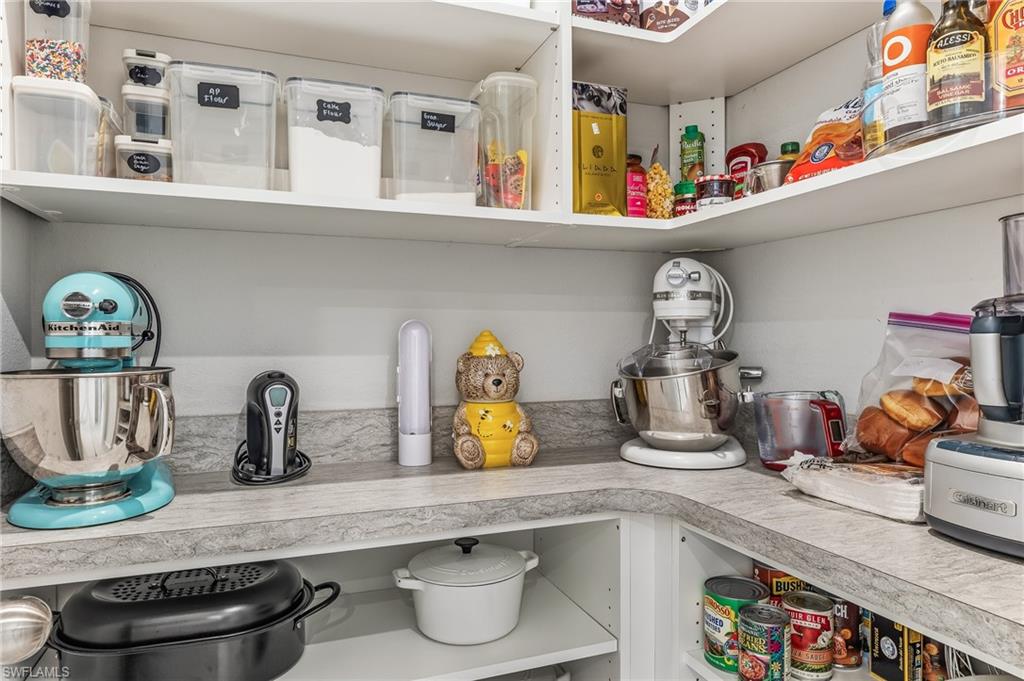 4704 Arboretum Cir 102 Property Photo 6